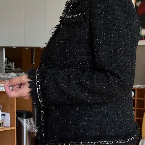Blazer - Picture 7 of 13